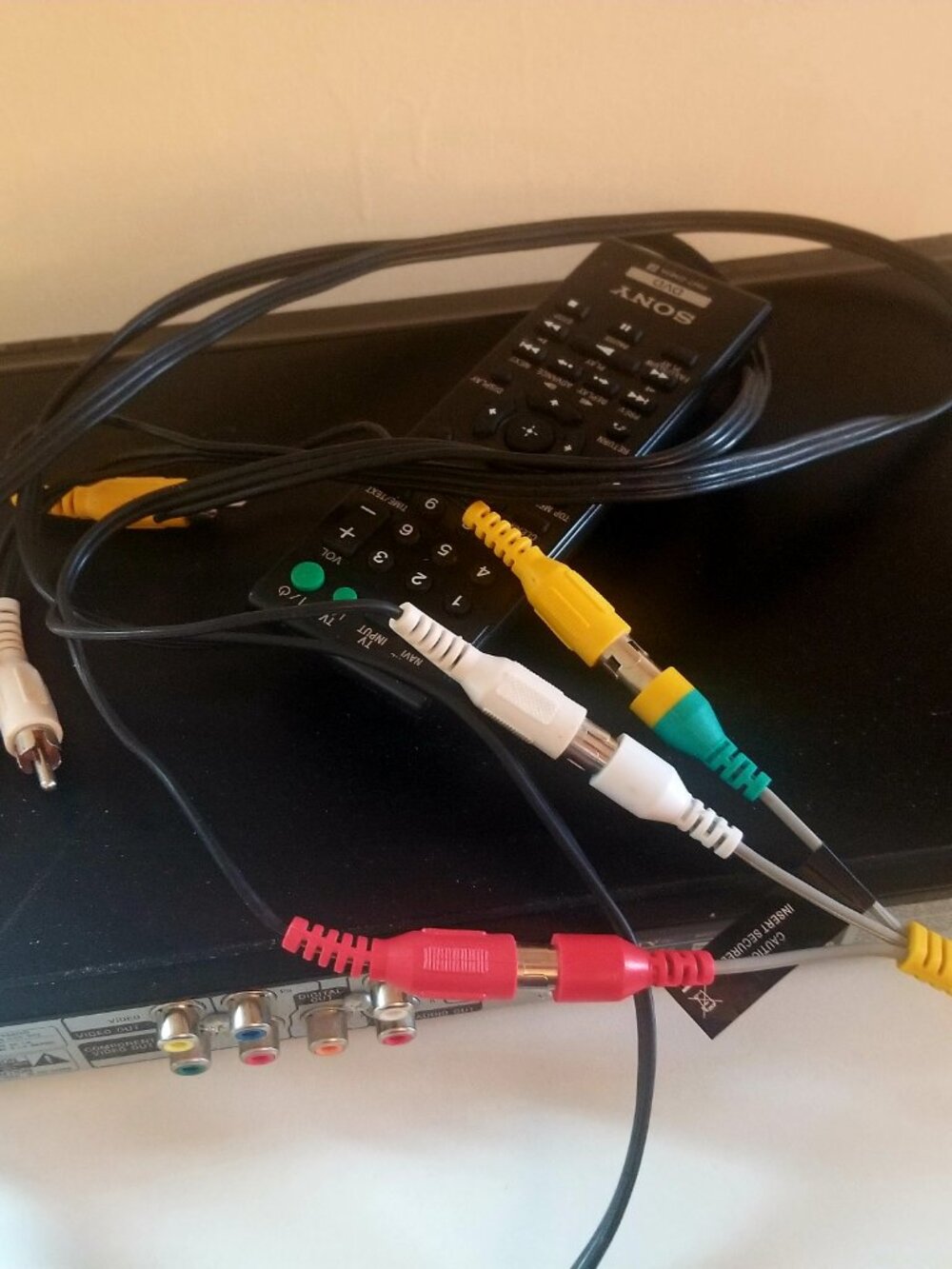 Sony DVD Player with Remote & Cords - Picture 5 of 5